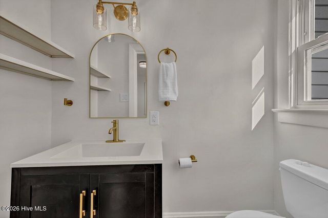 329 Wayne Drive, Wilmington, NC 28403