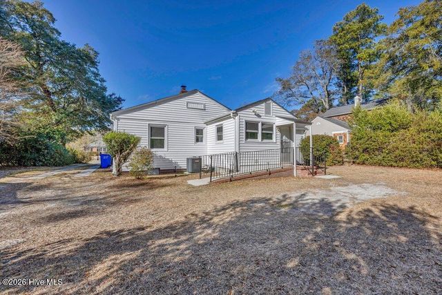 329 Wayne Drive, Wilmington, NC 28403