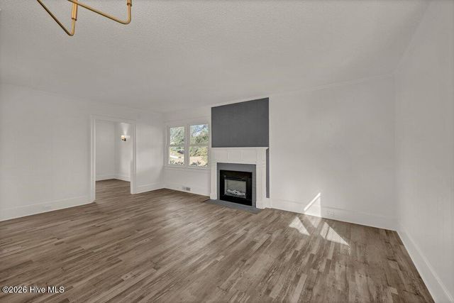 329 Wayne Drive, Wilmington, NC 28403