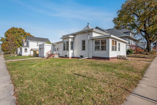 517 S Park Street, Fairmont, MN 56031