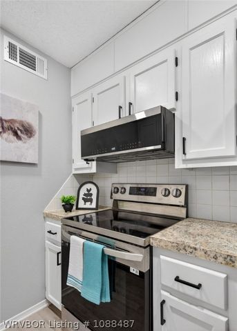 1328 Bon Air, Van Buren, AR 72956