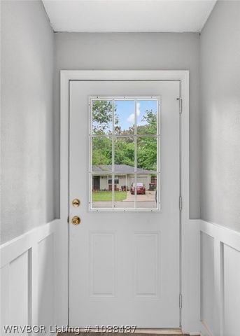 1328 Bon Air, Van Buren, AR 72956