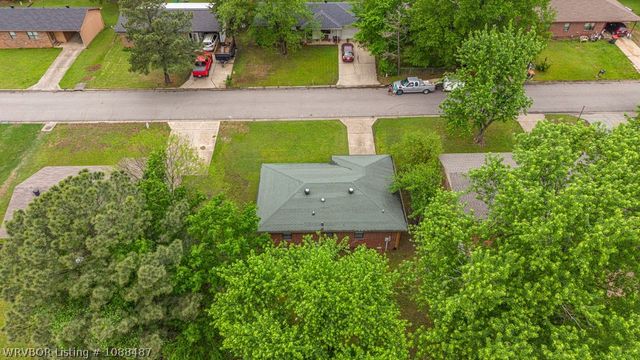 1328 Bon Air, Van Buren, AR 72956