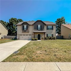 2732 Mosquera Drive, Fayetteville, NC 28306