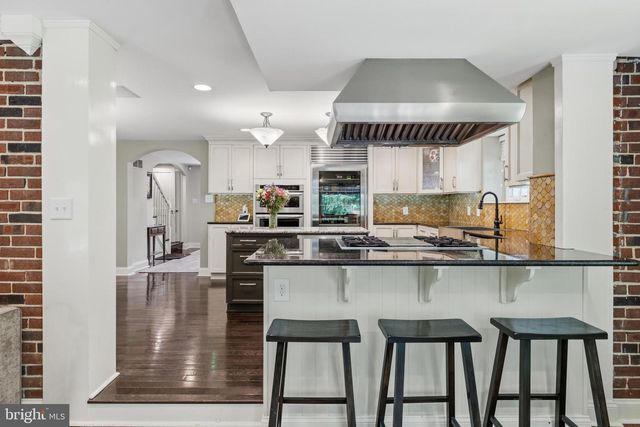 1547 EDGE HILL RD, Abington, PA 19001