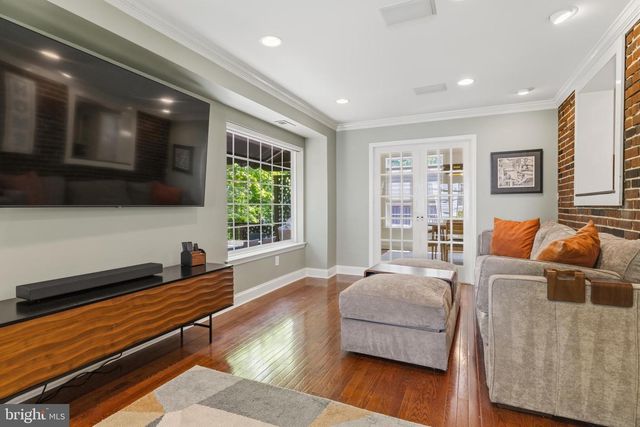 1547 EDGE HILL RD, Abington, PA 19001
