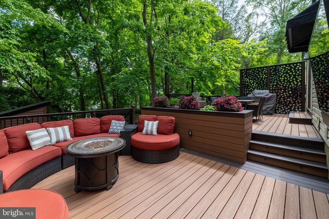 1547 EDGE HILL RD, Abington, PA 19001