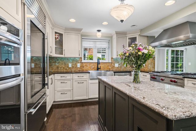 1547 EDGE HILL RD, Abington, PA 19001