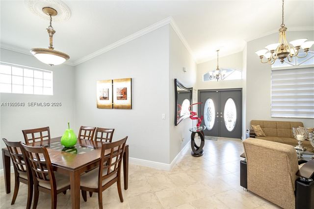 8952 NW 145th Lane, Miami Lakes, FL 33018