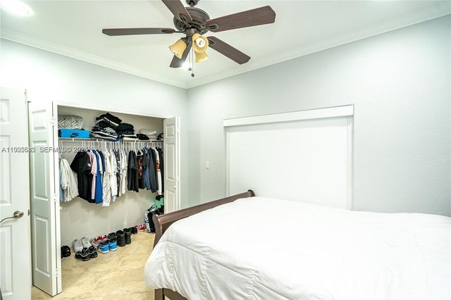 8952 NW 145th Lane, Miami Lakes, FL 33018