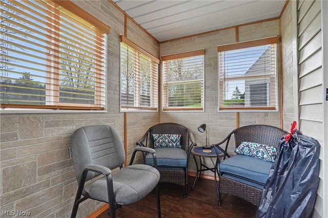 145 Michael Lane, Cuyahoga Falls, OH 44223