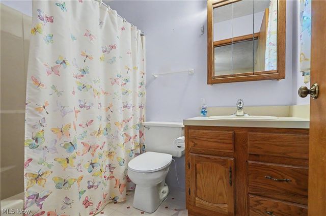 145 Michael Lane, Cuyahoga Falls, OH 44223