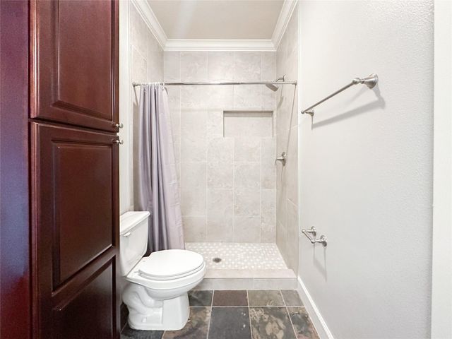 4042 Bellefontaine St, Houston, TX 77025