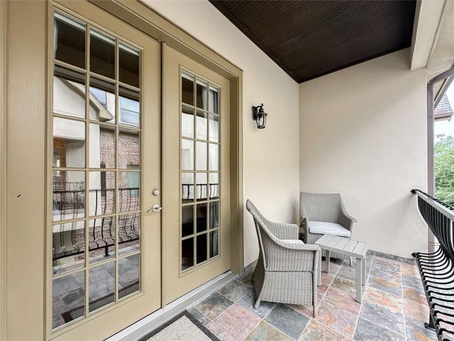 4042 Bellefontaine St, Houston, TX 77025