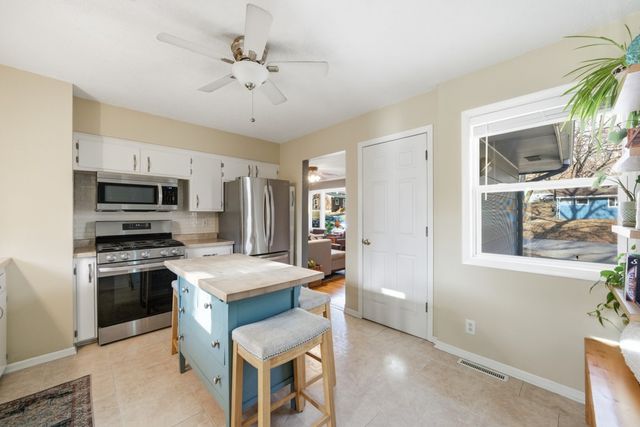 3225 SW 2nd Street, Des Moines, IA 50315