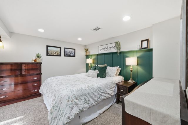 3225 SW 2nd Street, Des Moines, IA 50315