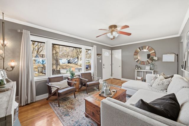 3225 SW 2nd Street, Des Moines, IA 50315