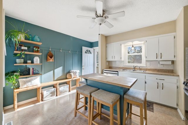 3225 SW 2nd Street, Des Moines, IA 50315