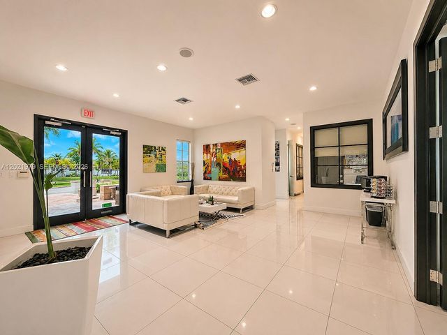 4420 NW 107th Ave 104, Doral, FL 33178