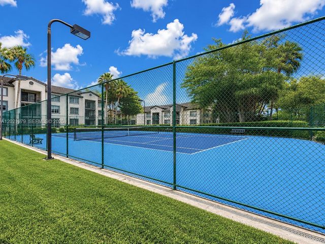 4420 NW 107th Ave 104, Doral, FL 33178