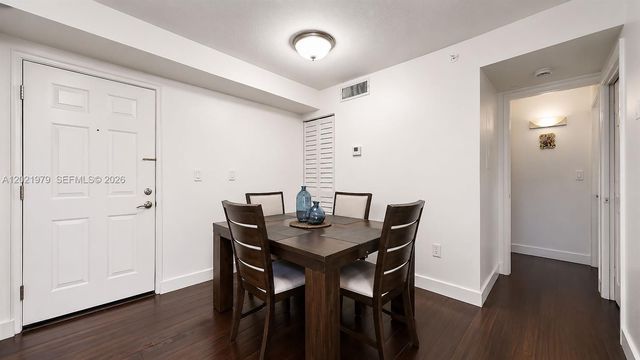 4420 NW 107th Ave 104, Doral, FL 33178