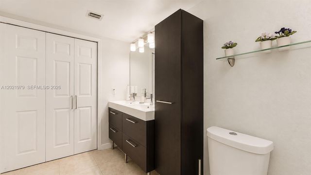 4420 NW 107th Ave 104, Doral, FL 33178