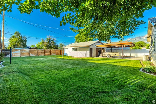 831 E VICS RD, Sandy, UT 84094