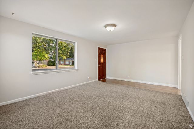 831 E VICS RD, Sandy, UT 84094