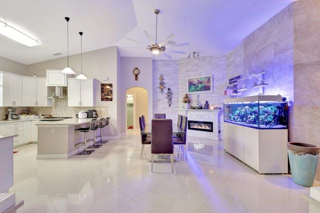 12402 83rd Lane N, The Acreage, FL 33412