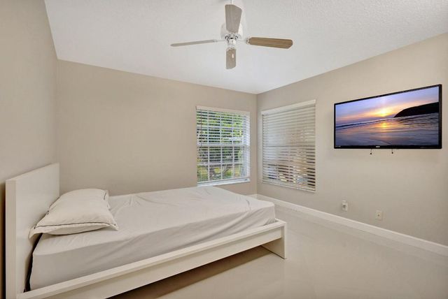 12402 83rd Lane N, The Acreage, FL 33412