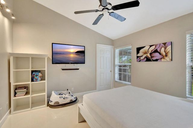 12402 83rd Lane N, The Acreage, FL 33412