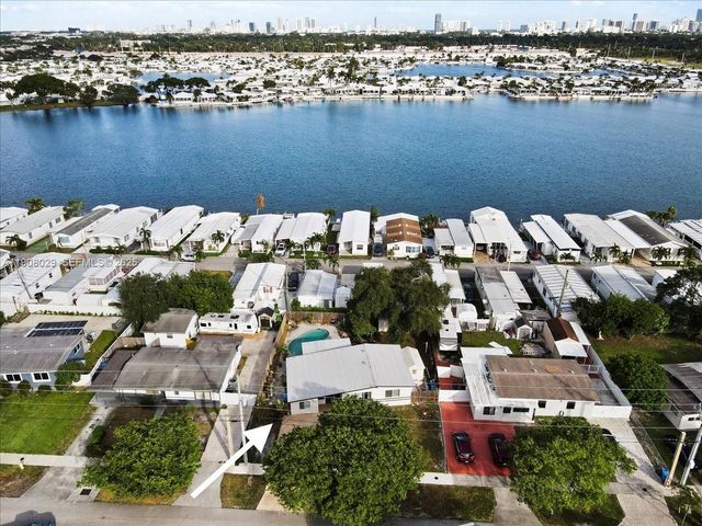 3911 SW 32nd Ave, West Park, FL 33023