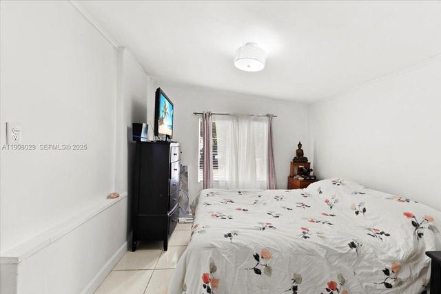 3911 SW 32nd Ave, West Park, FL 33023