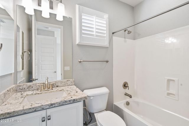 4716 E Nocona Lane, Phoenix, AZ 85050