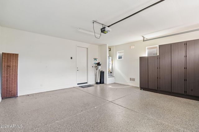 4716 E Nocona Lane, Phoenix, AZ 85050