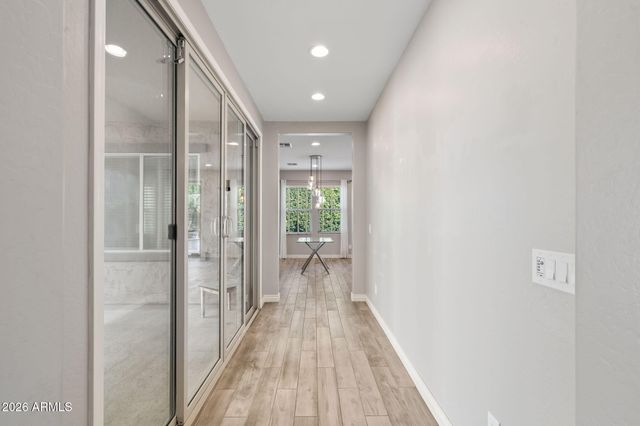 4716 E Nocona Lane, Phoenix, AZ 85050