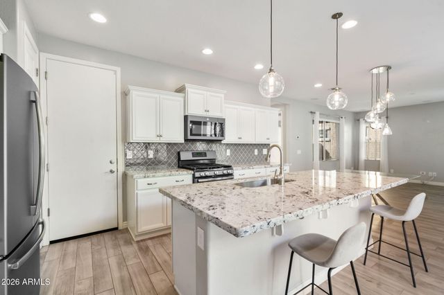 4716 E Nocona Lane, Phoenix, AZ 85050