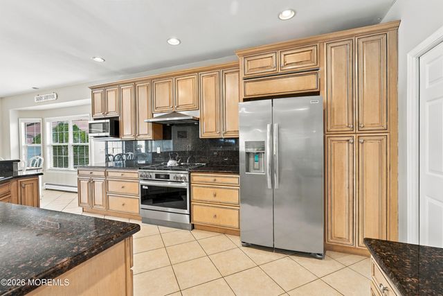 270 S Shore Drive, Toms River, NJ 08753