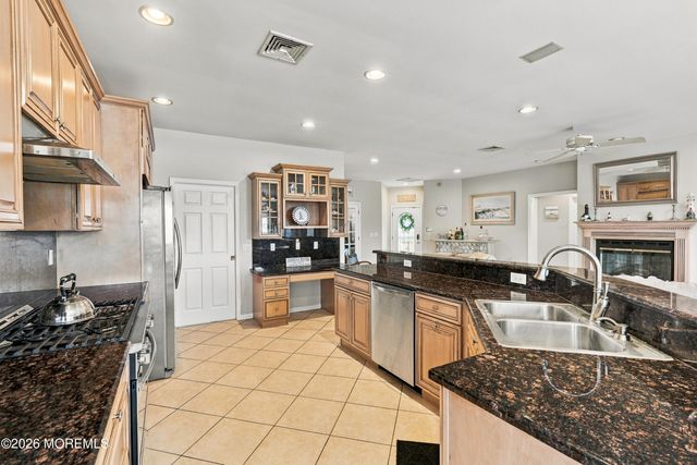 270 S Shore Drive, Toms River, NJ 08753