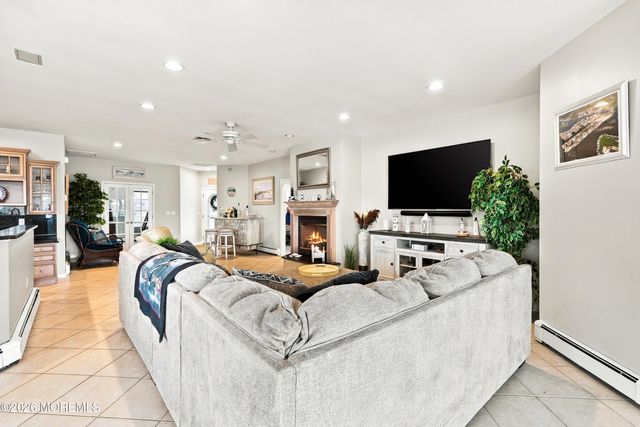 270 S Shore Drive, Toms River, NJ 08753