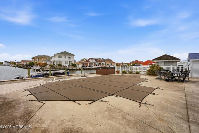 270 S Shore Drive, Toms River, NJ 08753