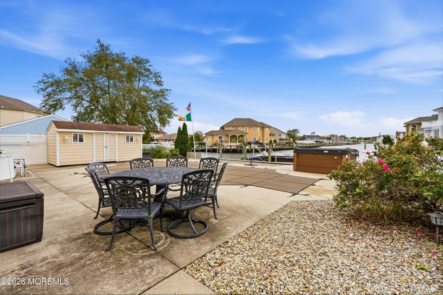 270 S Shore Drive, Toms River, NJ 08753