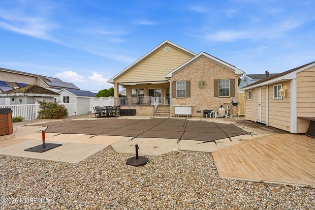 270 S Shore Drive, Toms River, NJ 08753