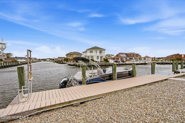 270 S Shore Drive, Toms River, NJ 08753