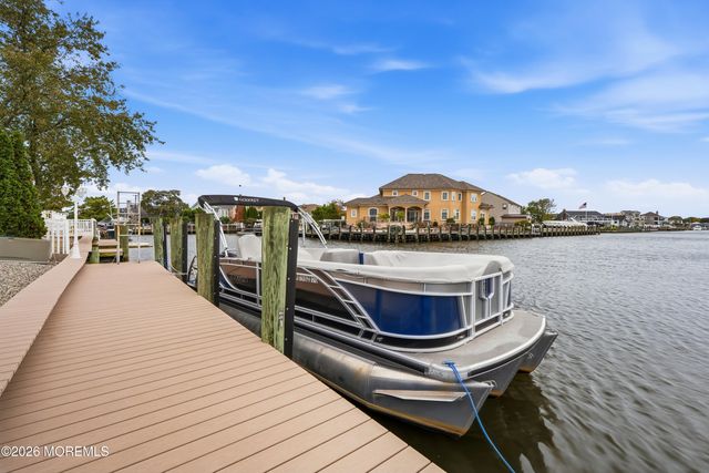 270 S Shore Drive, Toms River, NJ 08753