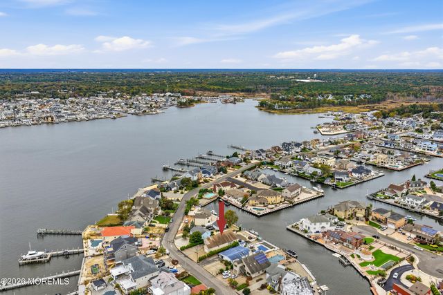 270 S Shore Drive, Toms River, NJ 08753