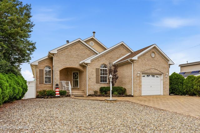 270 S Shore Drive, Toms River, NJ 08753
