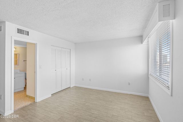 925 N Halifax Ave Apt 702, Daytona Beach, FL 32118