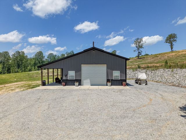 111 Adaleighs Way, Big Sandy, TN 38221