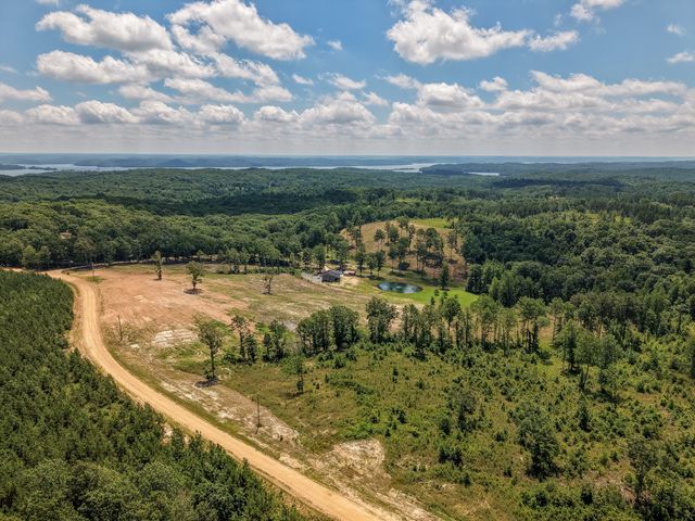 111 Adaleighs Way, Big Sandy, TN 38221